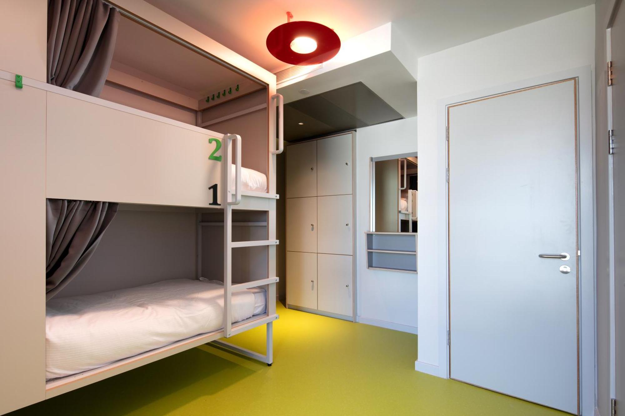 Clink I Lar Hostal