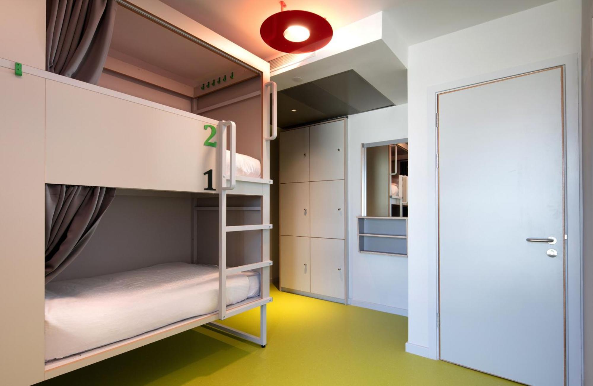 Clink I Lar Hostal *